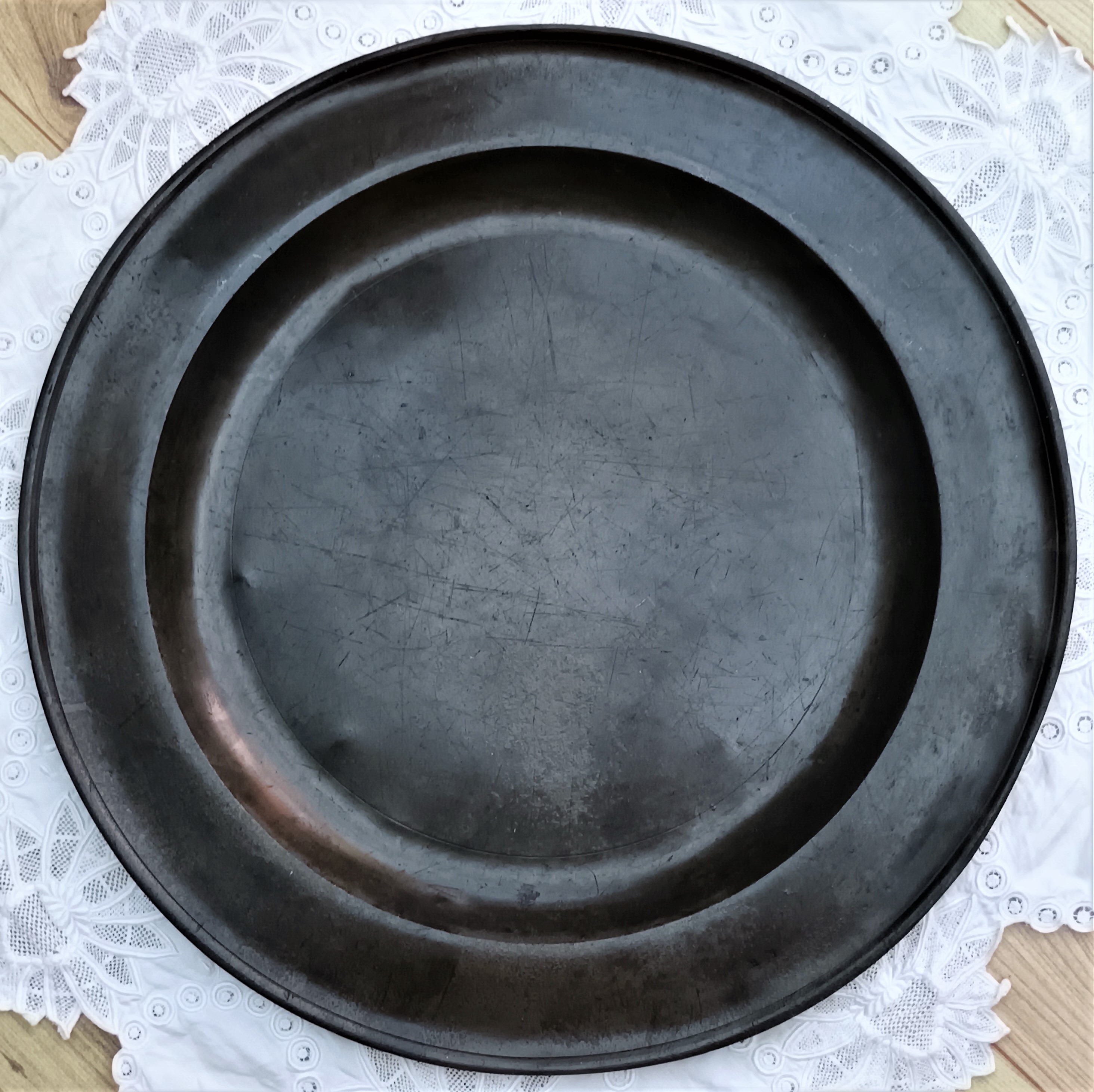 Antique English Georgian Pewter Dish / Charger